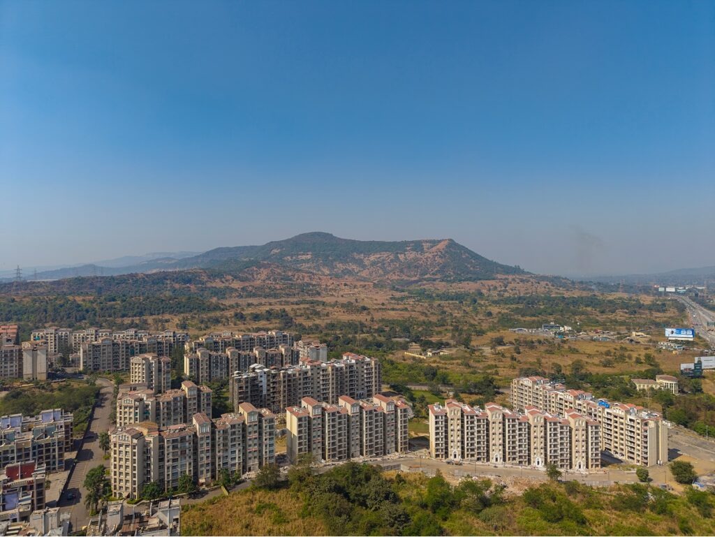 Golf City _ Residential Properties in Savroli